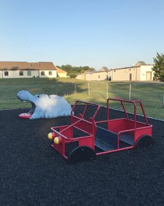 playground-hippo1